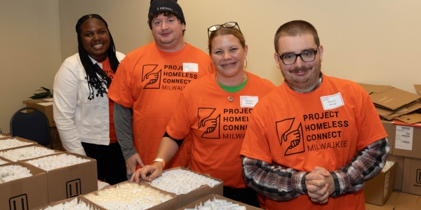 Project Homeless Connect Milwaukee Volunteers