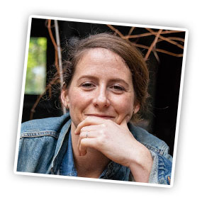 Head shot of Caitlin Cullen